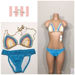 PILYQ Romance & blue crochet bikini set.M-top/L-bottom NWT
